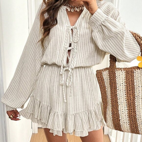 Casual Womens Striped Surplice V Neck Long Sleeve Tie Front Jumpsuit - Picture 4 of 7